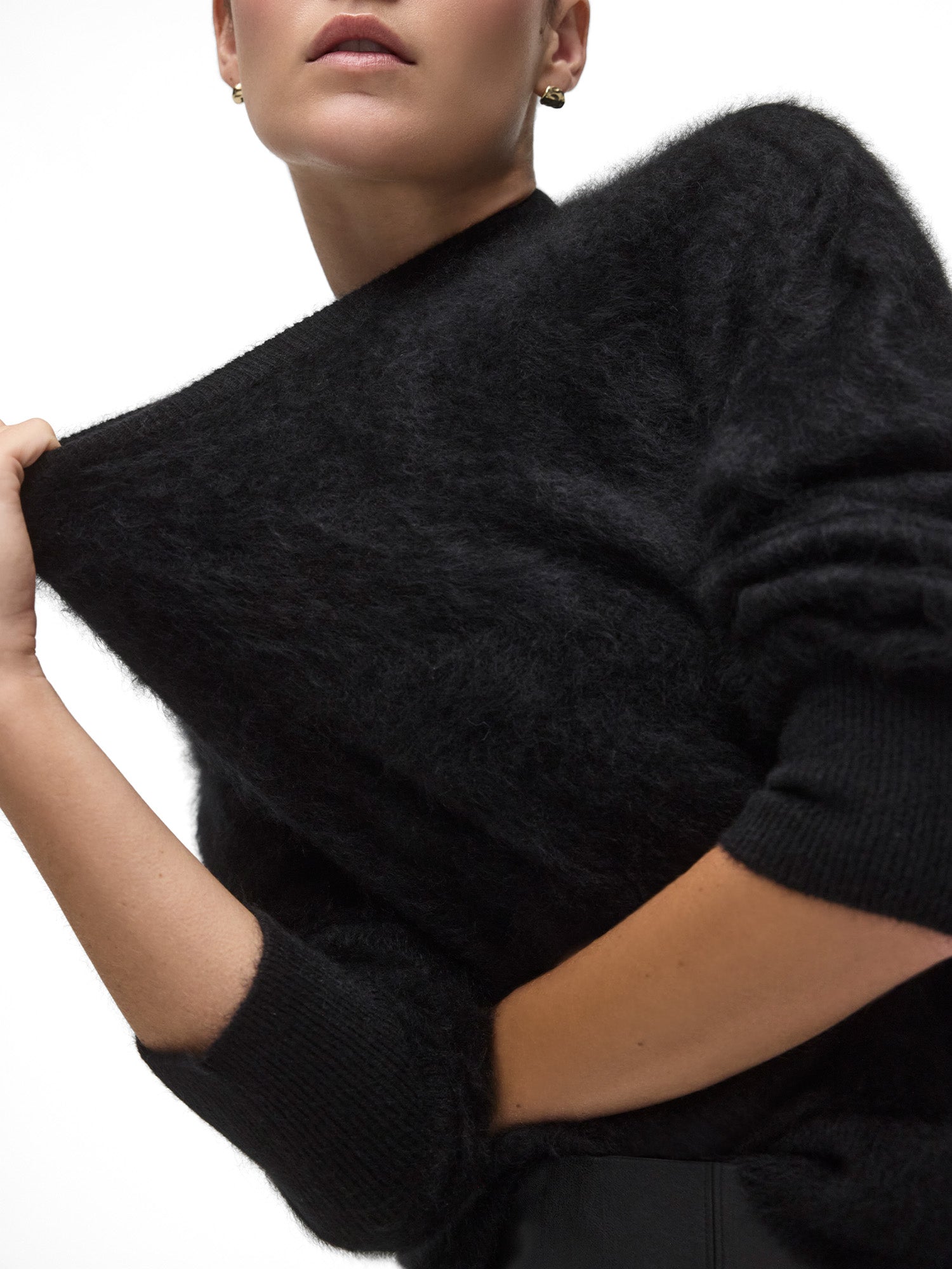 The Brushed Cashmere Bright Crew