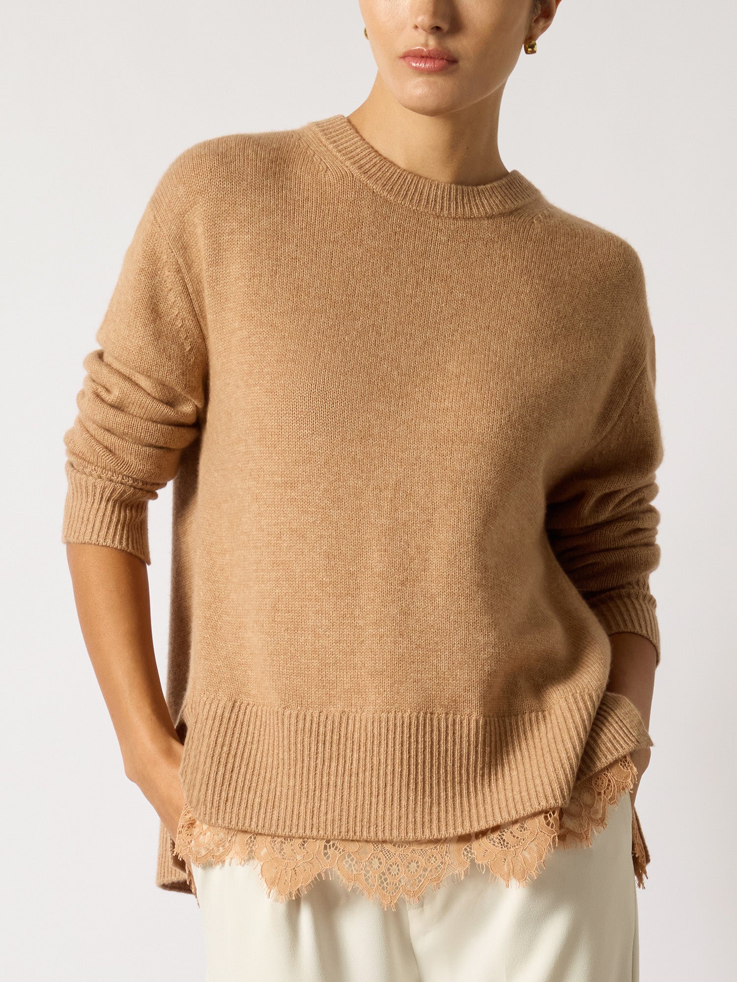 The Marte Lace Looker