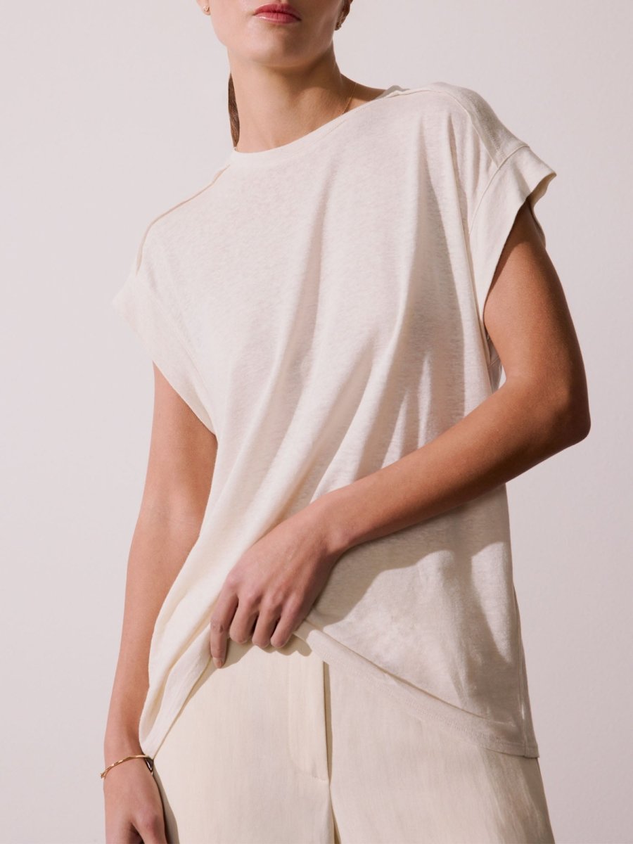 Georgie short sleeves linen beige tee front view 