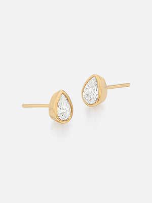 18k yellow gold Romance Pear Diamond Droplet earrings side view