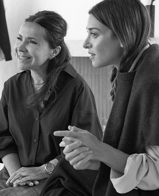 a model and designer have a discussion