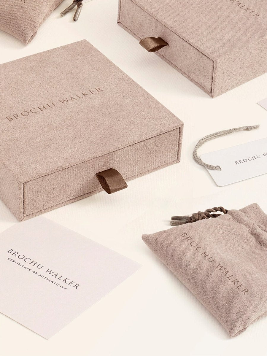 18k yellow gold dome ring box